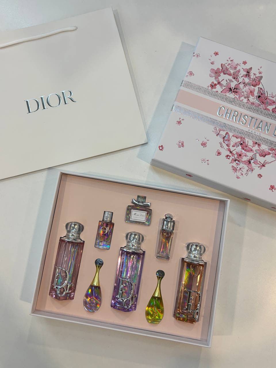Dior 8-Piece Mini Perfume Gift Set – Miss Dior, J'adore, Joy & Dior Addict Collection